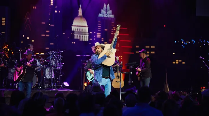 Austin City Limits Hall of Fame Honors Garth Brooks: asset-mezzanine-16x9