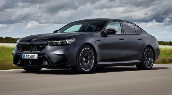 2025 BMW M5 & 2025 Toyota Crown Signia: asset-mezzanine-16x9