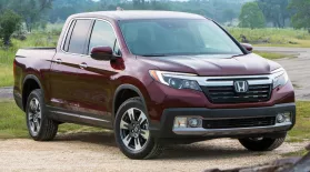 2017 Honda Ridgeline & 2017 Audi R8: asset-mezzanine-16x9