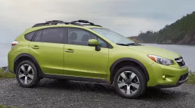 2014 Subaru XV Crosstrek Hybrid & 2015 Lamborghini Huracán L: asset-mezzanine-16x9