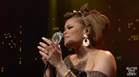 Andra Day "Rise Up": asset-mezzanine-16x9