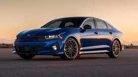 2021 Kia K5 GT & 2021 Ford Mustang Mach-E: asset-mezzanine-16x9