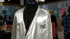 Appraisal: Signed Muhammad Ali Robe: asset-mezzanine-16x9