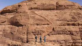 Climbing Al-Khuribah: asset-mezzanine-16x9
