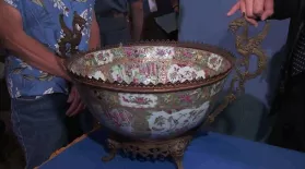 Appraisal: Chinese Rose Medallion Bowl: asset-mezzanine-16x9