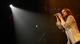 Alanis Morissette: asset-mezzanine-16x9