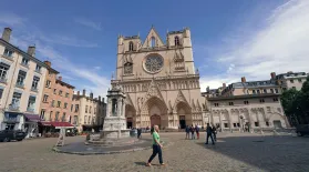 Curious Lyon, France: asset-mezzanine-16x9