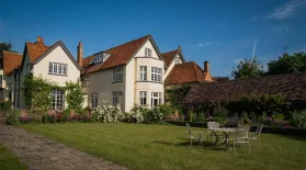 Filming in Marlow: asset-mezzanine-16x9