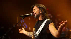 Juanes: asset-mezzanine-16x9