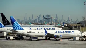 News Wrap: Hundreds of flights canceled or delayed at Newark: asset-mezzanine-16x9