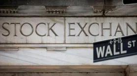 News Wrap: Warren Buffett criticizes using trade as a weapon: asset-mezzanine-16x9