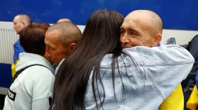 News Wrap: Ukraine and Russia exchange hundreds of POWs: asset-mezzanine-16x9