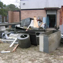Columbia transmitter torn down for HDTV transition