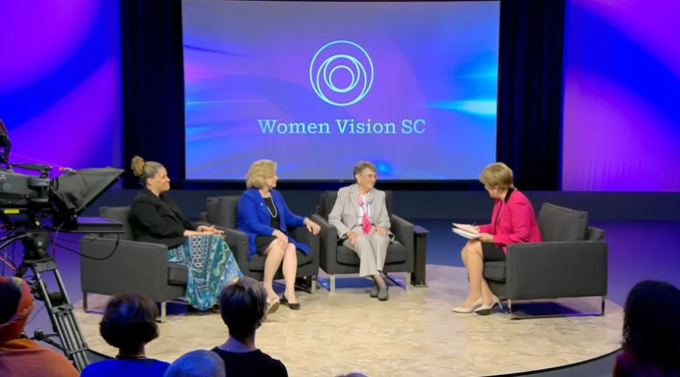 photo showing filming of an episode of Women Vision SC