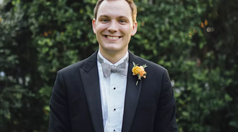  Caleb White, Founder of WedTexts