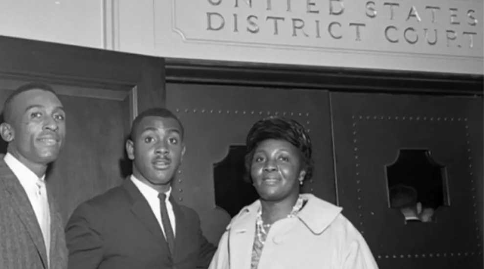 Harvey Gantt and parents at court fighting for admission into Clemson University