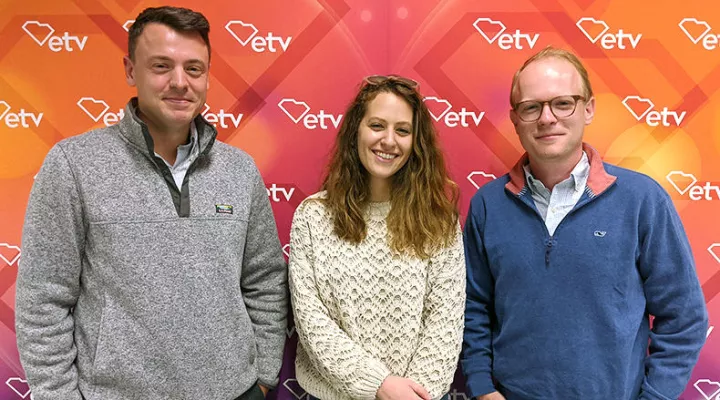 Gavin Jackson (l) with Maayan Schechter and Jamie Lovegrove (r).