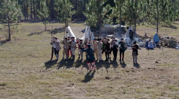 Aerial view of revolutionary war troops