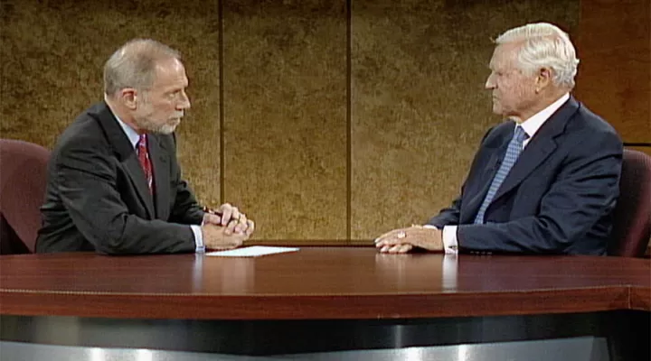 Stateline host Charles Bierbauer talks with Senator Hollings