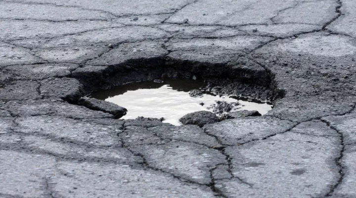 Senate debate how to fix S.C. roads. 